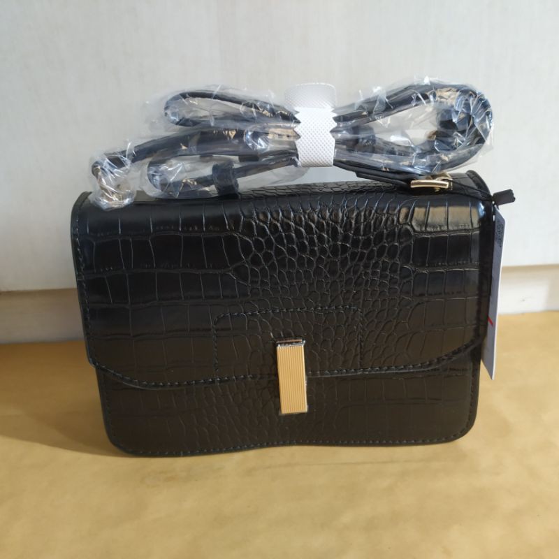 [SALE] Tas Mango Original Croc Flap Crossbody Branded Bag