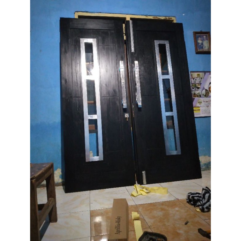daun pintu minimalis