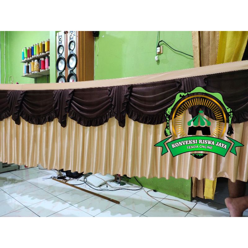 Pinggiran meja [skirting meja pakai poni ] panjang 1mtr x  tinggi 75cm