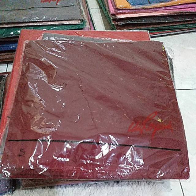 Hijab ida royani polos warna marun