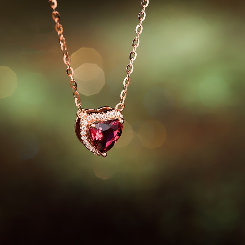 [Ready Stock]Fashion Heart-Shaped Pendant Necklace Rose Gold Plated Ruby Pendant