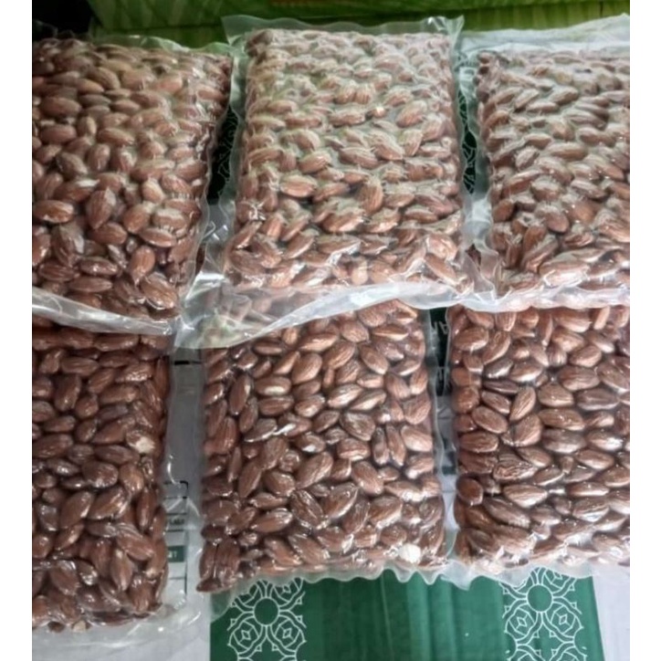 

Kacang almond panggang