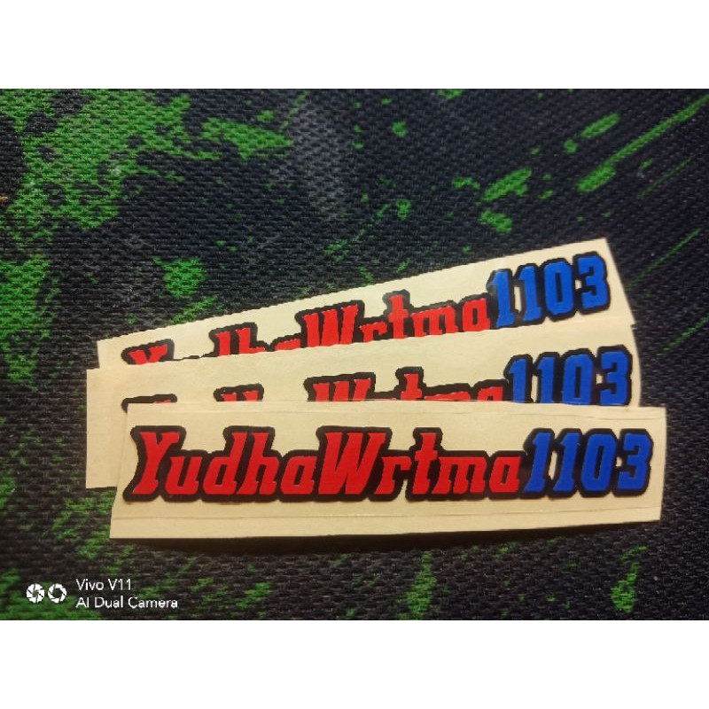 

stiker nama skotlight atau hologram