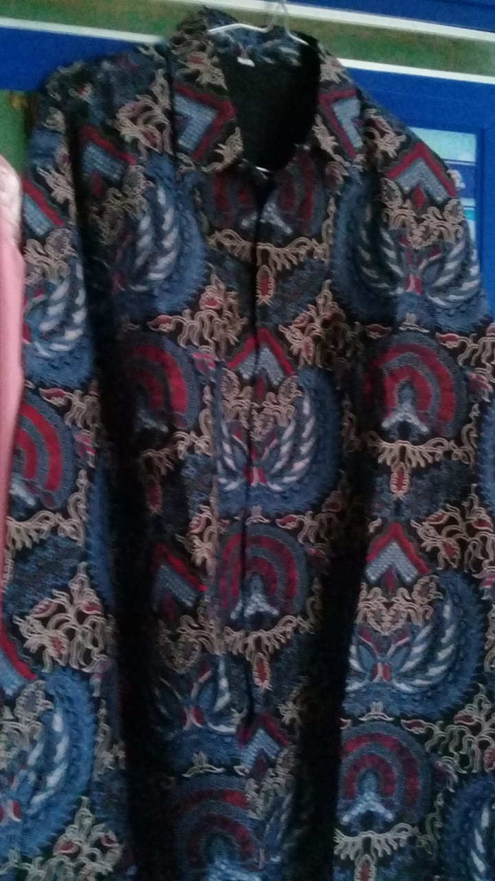 Mahkota Merah Kemeja Batik Pria Lengan Panjang Pendek Lapis Furing Baturaden