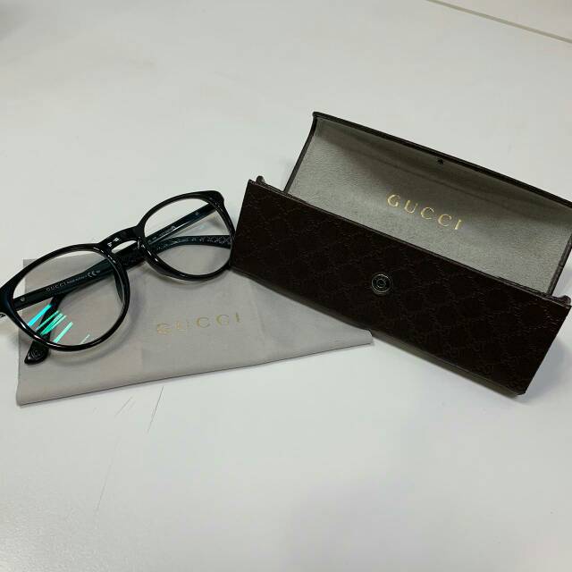 Frame kacamata Gucci