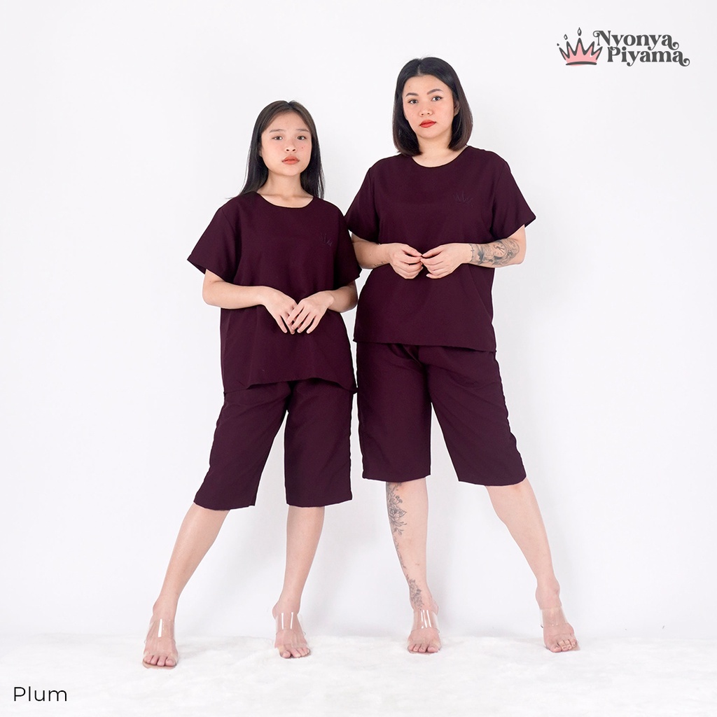 Nyonya Piyama Poly Bamboo Set Piyama Celana Pendek (Oblong Polos)-Plum