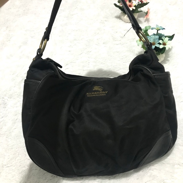 Tas Burberry second branded