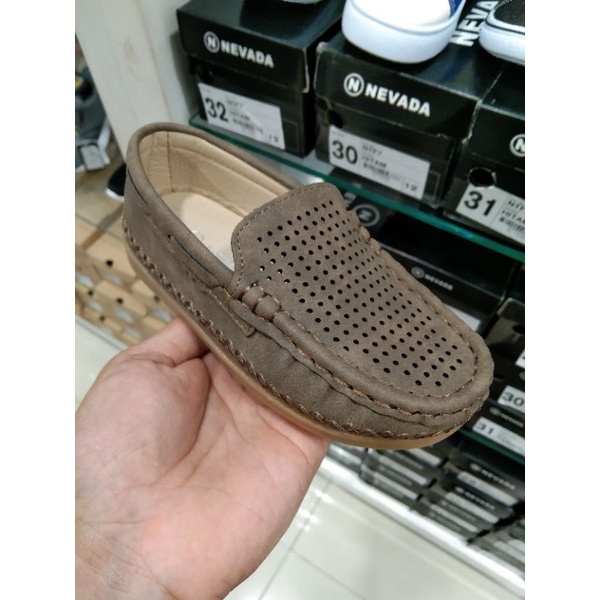 Sepatu anak moccasin brand nevada kids