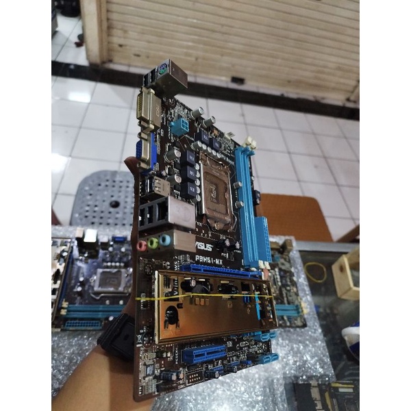 mobo asus/gigabyte h61 on board vga socket 1155