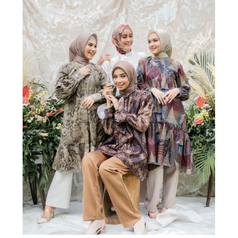 Ready Andalas Tunic by wearing Klamby