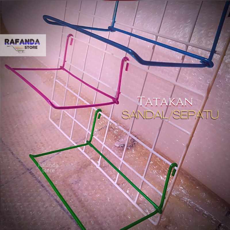 Hook display sepatu sandal warna warni hook ram tatakan sepatu sendal untuk toko pajangan sepatu