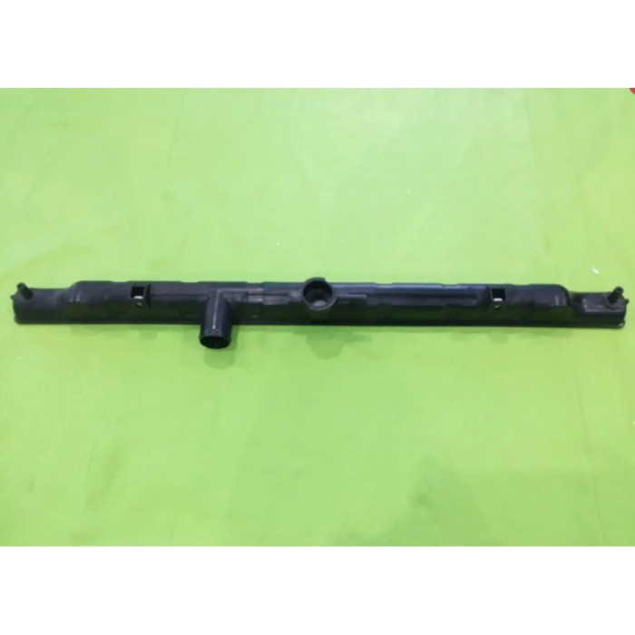 Upper tank Radiator/Top tank Nissan Xtrail