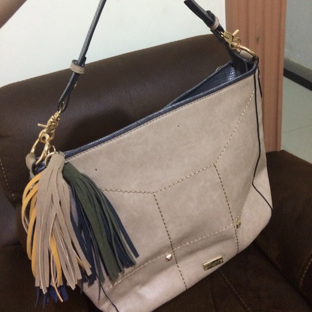 Nicole Lee Bag ( U.S.A )