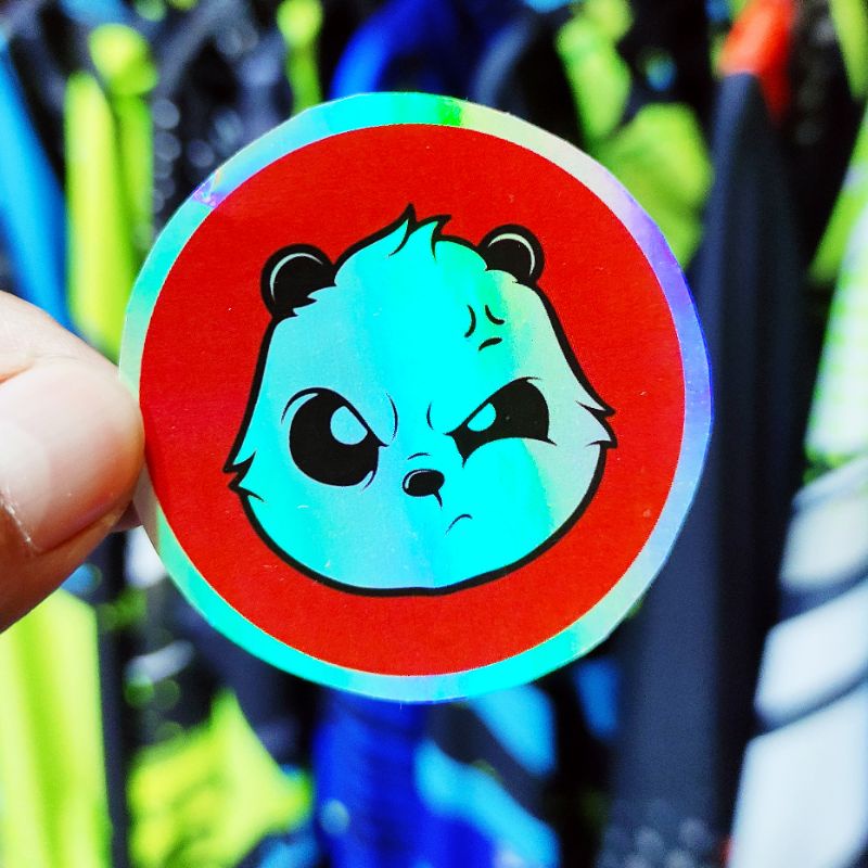 Sticker panda bulat merah hologram