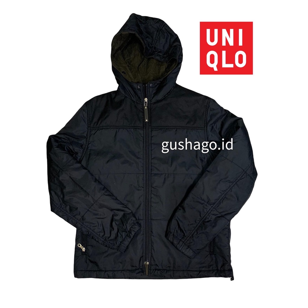 GUSHAGO - UNIQLO ZIPPER HITAM BOLAK-BALIK
