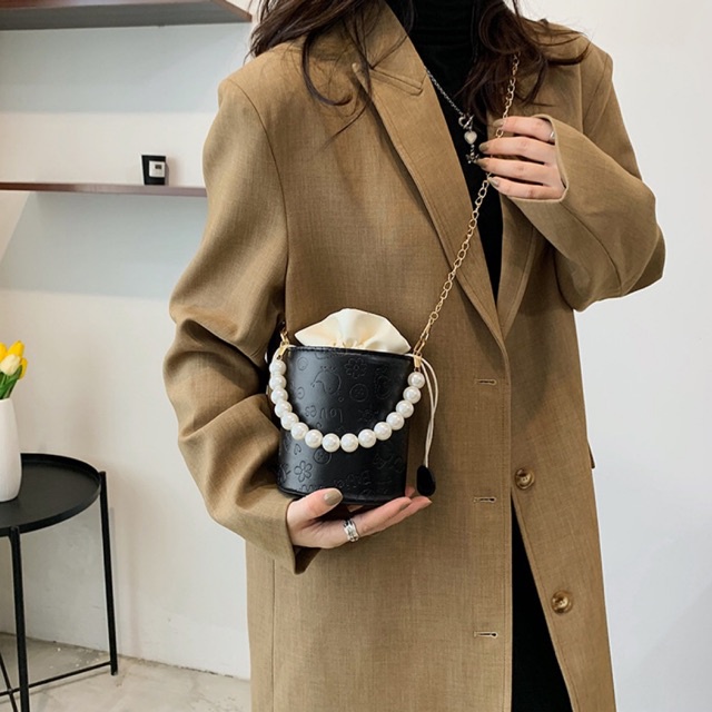 KOREAN BUCKET PEARL LEATHER BAG FASHION / TAS SELEMPANG BUCKET BULAT / TAS SLEMPANG KOREA BUKET KERANJANG KULIT MUTIARA LUCU CASUAL IMPORT