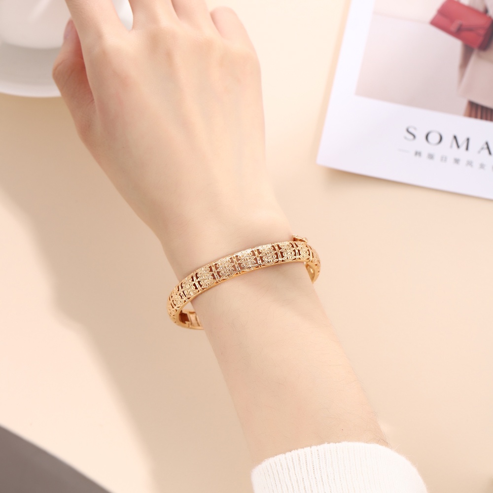 ✅COD Gelang Titanium Anti Karat  Mewah Rose Gold Aksesoris Wanita Gelang Tangan Titanium Fashion Perhiasan Emas  D540