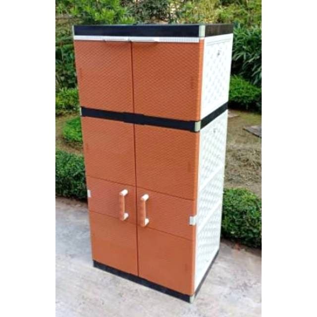 lemari pakaian Rovega