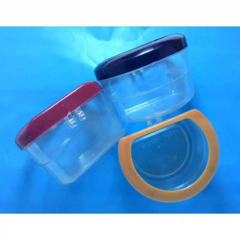 cepuk wadah pakan burung kecil