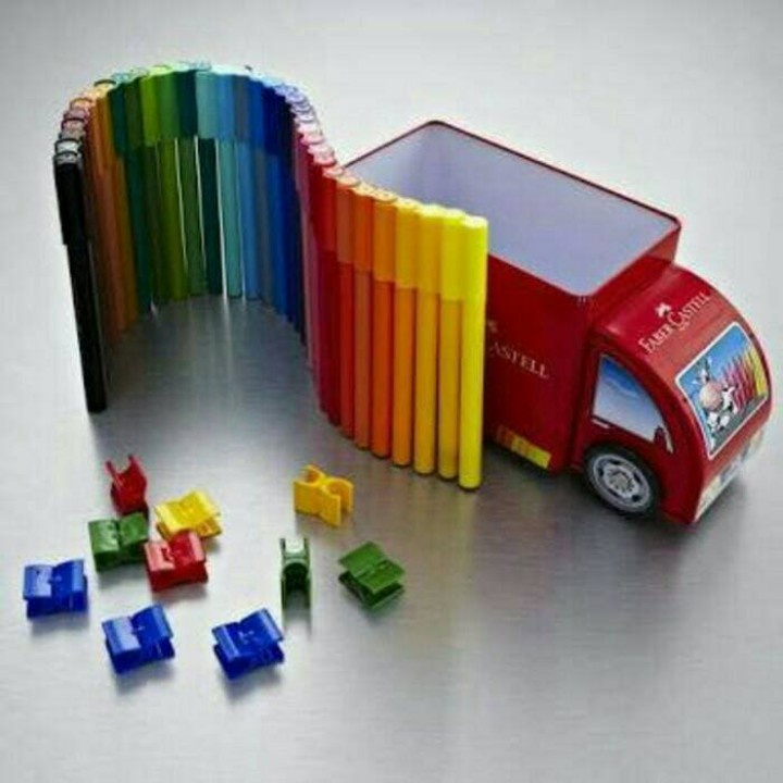 

Faber Castell Connector Truck 33 Warna Tin Spidol Warna