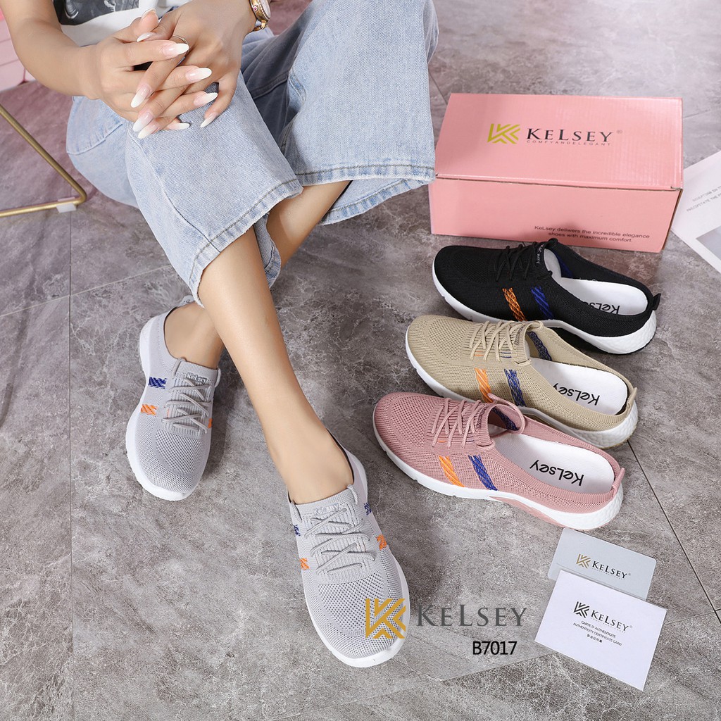 Kelsey Sandal Flyknit Shoes Wanita Selop Sandal  B7017