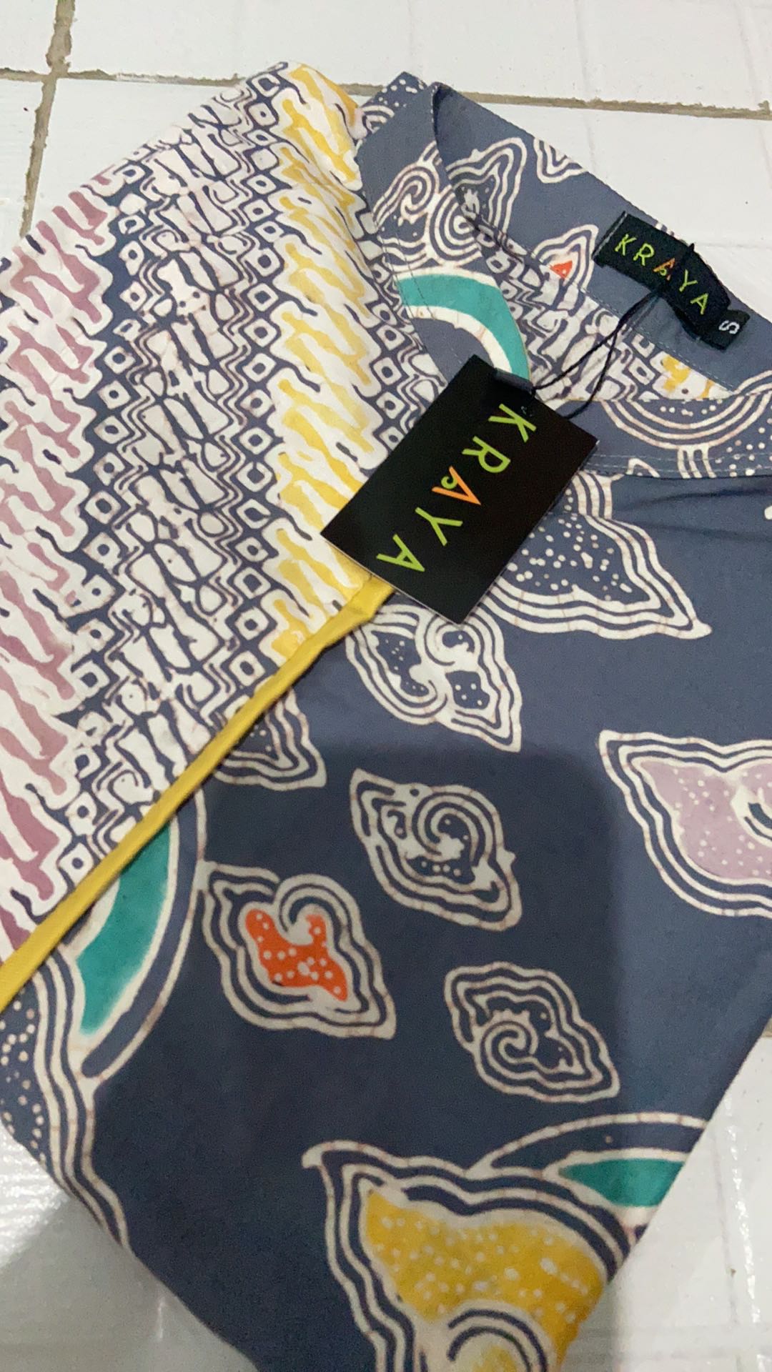 Mega Blouse Batik Kerja Wanita Batik Megamendung Batik Cantik Lengan Panjang