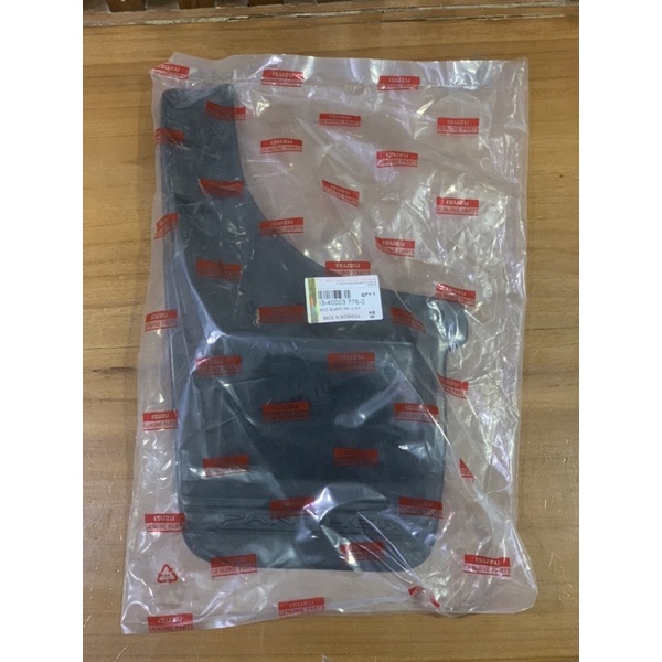 Karpet Lumpur Mudguard Belakang KIRI Panther Kotak Old 3-40003 776-0