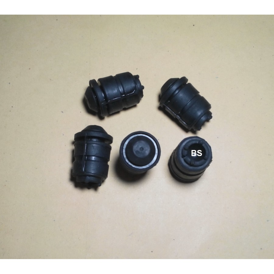 Karet Stopper Pintu Bagasi Avanza / Xenia / Innova / Kijang Kapsul / Gran Max / Luxio