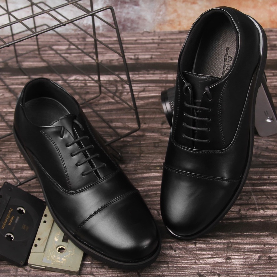 CASUAL OXFORD FULL BLACK |ManNeedMe x ARF| Sepatu Pantofel Pria Semi Formal ORIGINAL