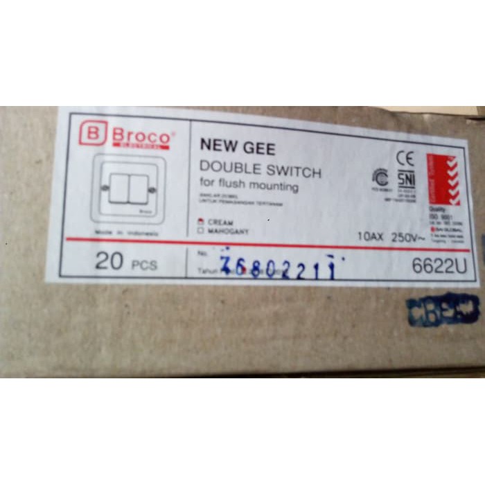 Saklar Seri New Gee Urea Broco Cream 6622U-11 6622U - 11 ORIGINAL