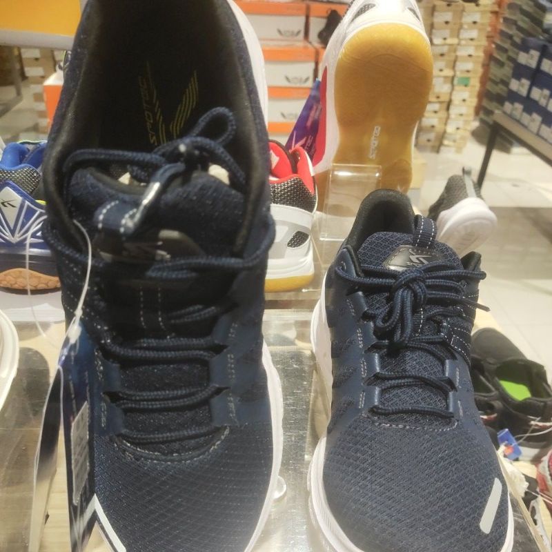 SEPATU PRIA MERK SPOTEC