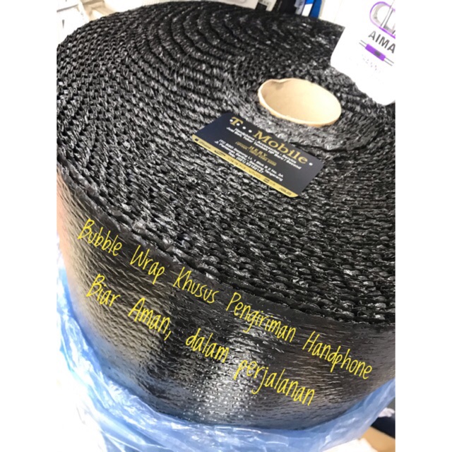

Bubble Wrap Hitam Khusus Pengiriman Handphone, Packingan Tambahan