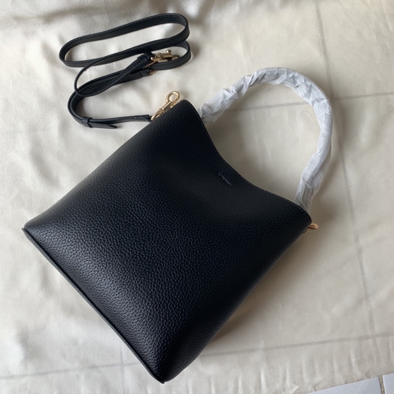 COACH Small Town Bucket Bag(1011) - Black