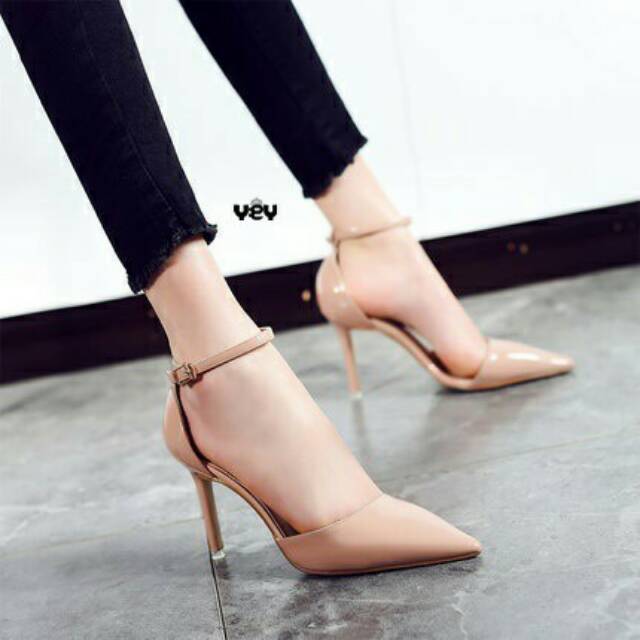 Sepatu pantofel model tali kait