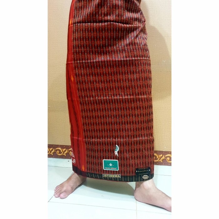 sarung sutera rajamulia 420 edisi 0701 setara bhs ketjubung lamiya - Maron