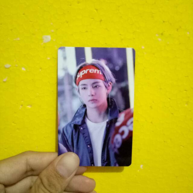 BTS MEMORIES 2017 PC V + POSTCARD