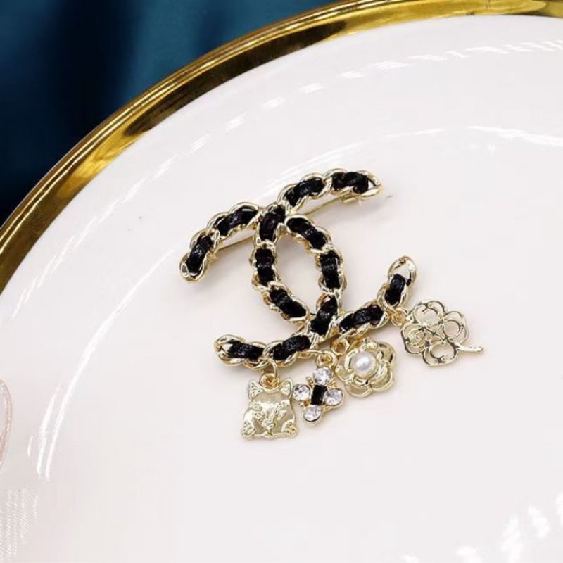 Restok Bros import Bros CH4N3L cantik untuk hiasan baju di dada kualitas Import Peniti Baju Import swarovsky bros Premium fashion import bahan Bagus B601