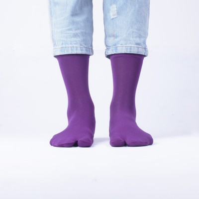 Soka Kaos Kaki Jempol Panjang L