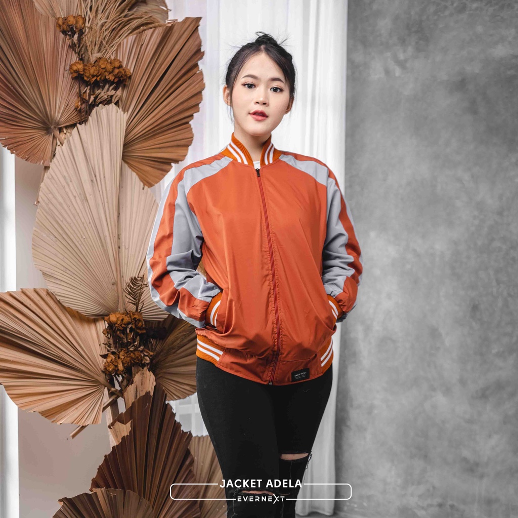 Jaket Outdoor Cewek ADELA Jaket Gunung Motor