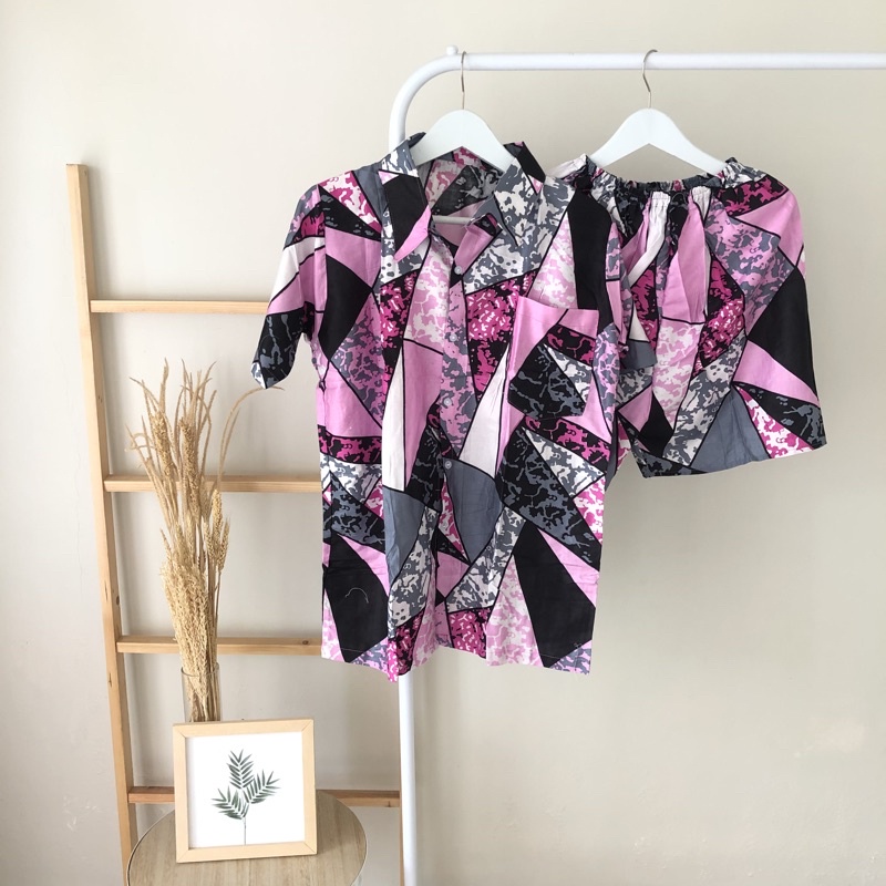 hirafa - One Set Setelan Atas Bawah Full Kancing / Baju Santai Tie Dye / Baju Wanita Pria-Abstrak - Pink