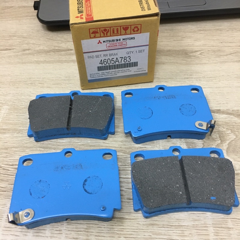 BRAKE PAD BELAKANG KAMPAS REM BELAKANG ALL NEW PAJERO SPORT DAKAR BRAKE PAD REAR DAKAR