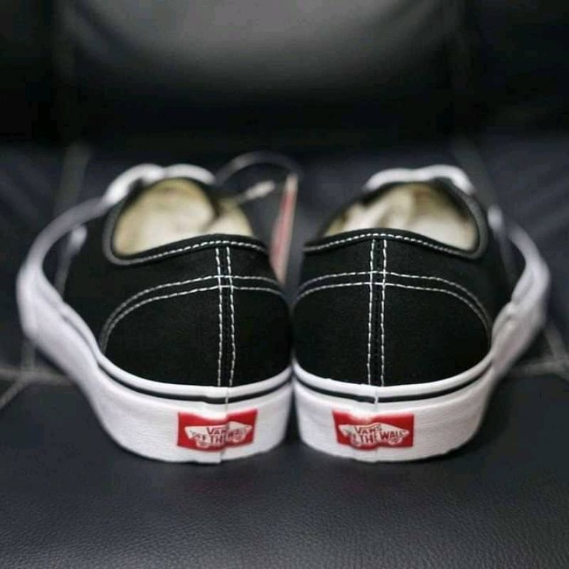 Vans Authentic &quot;Black White&quot;