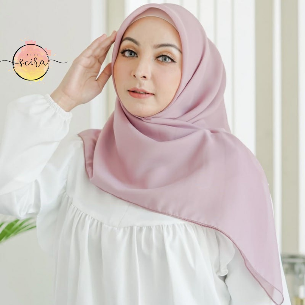 [BISA COD] Bella Square Hijab Segiempat / Kerudung Segi Empat Bella Square / Jilbab Segiempat Bela (Kain Tebal Adem Tidak Menerawang)-Peach