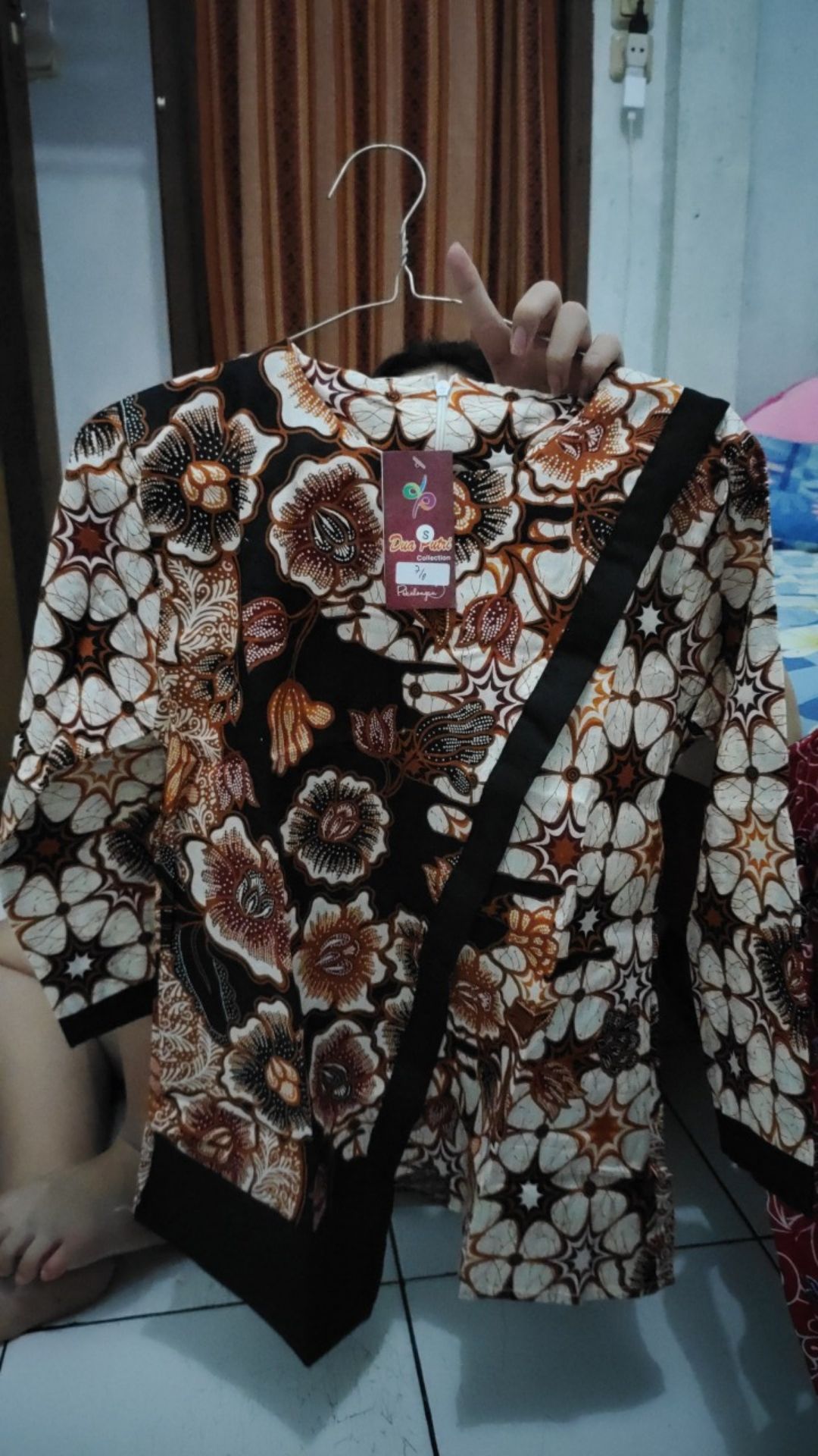 Batik Wanita Atasan Blouse Motif Bunga Ready S-m-l-xl-xxl-3l-4l-5l By Batik Dua Putri Trend 2021