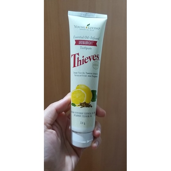 thieves aromabright toothpaste segel