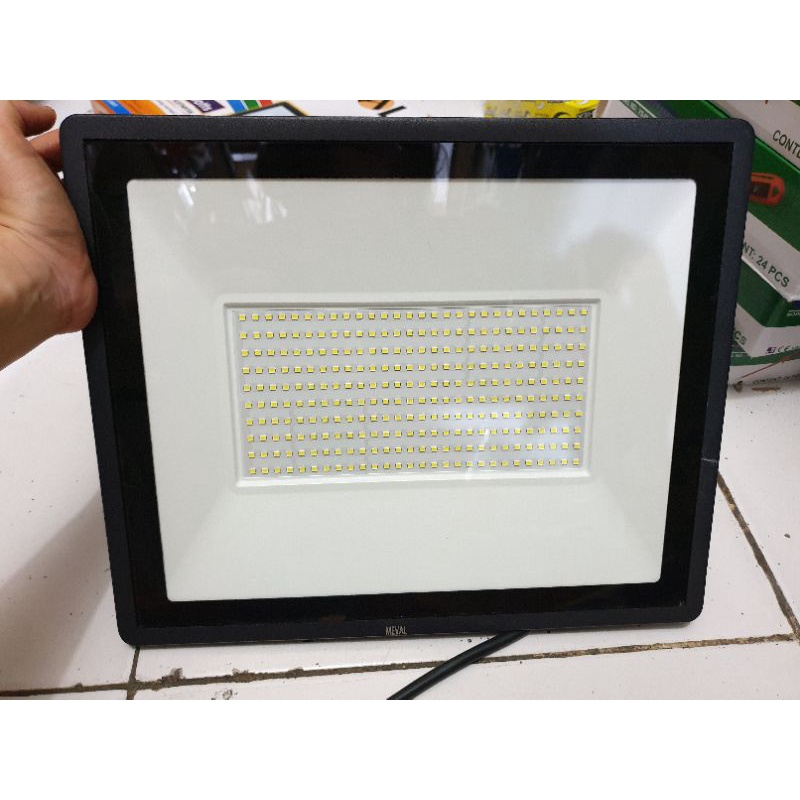 Meval Floodlight Led 200w. LampuLed sorot outdoor 200Watt. Flood Light waterproof