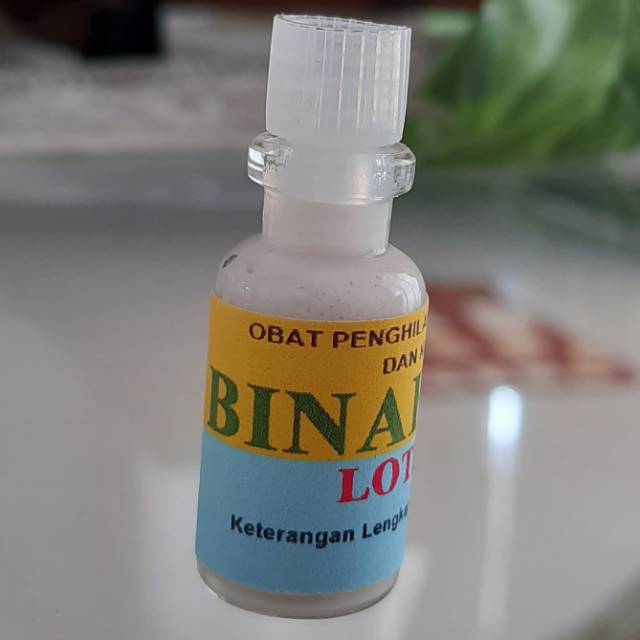 BINAHONG OBAT AMPUH PENGHILANG TAILALAT ,KUTIL DAN MATA IKAN. CUKUP 3 KALI OLES MASALAH ANDA SELESAI
