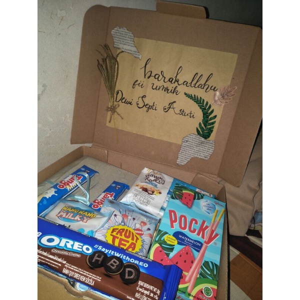 

hampers box snack