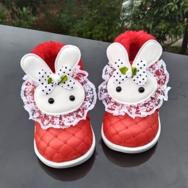 Sepatu Pesta Anak Perempuan Bunyi Cit-Cit Motif Boneka Kelinci