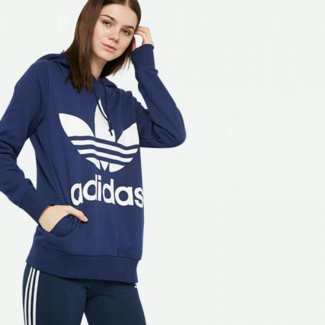 trefoil sst track suit